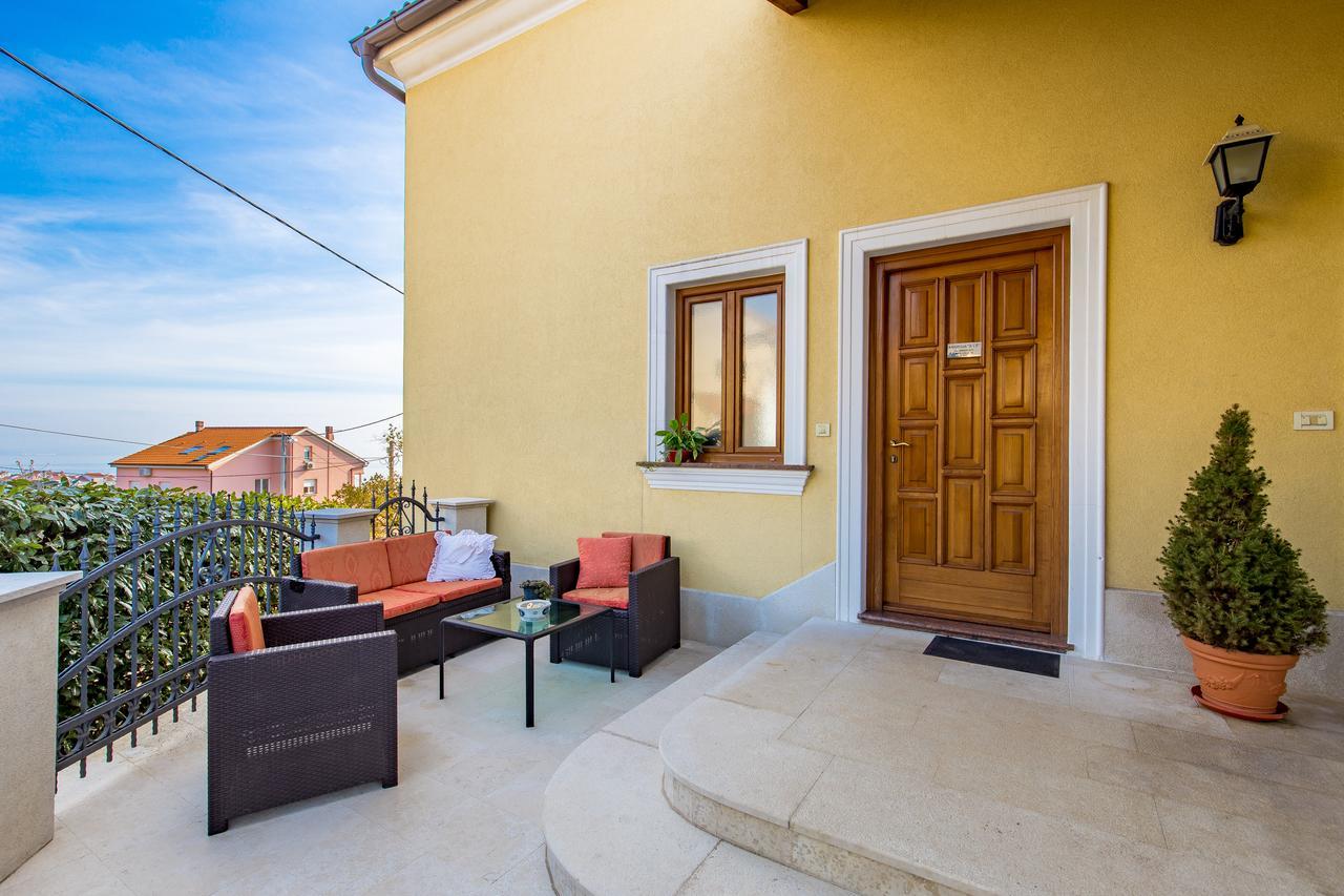 Apartment Patricia Rijeka Exterior photo