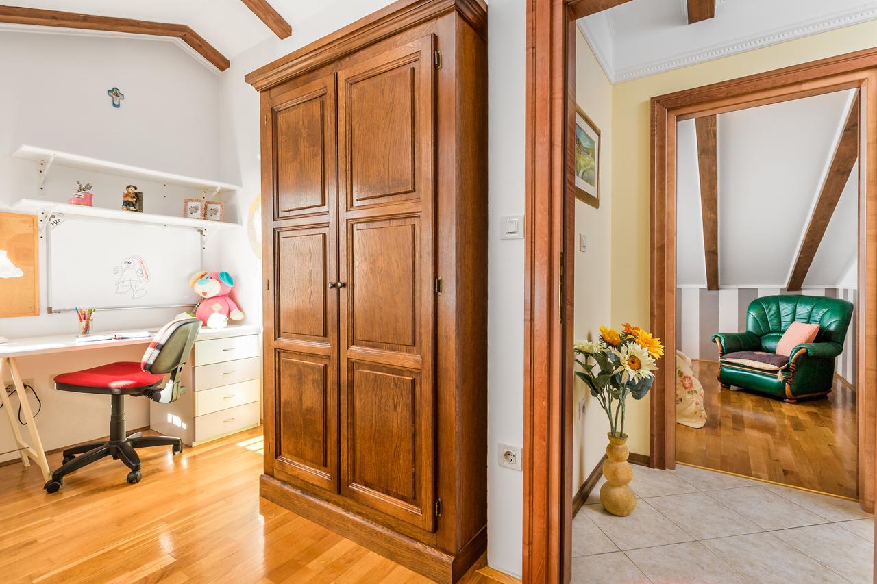 Apartment Patricia Rijeka Exterior photo